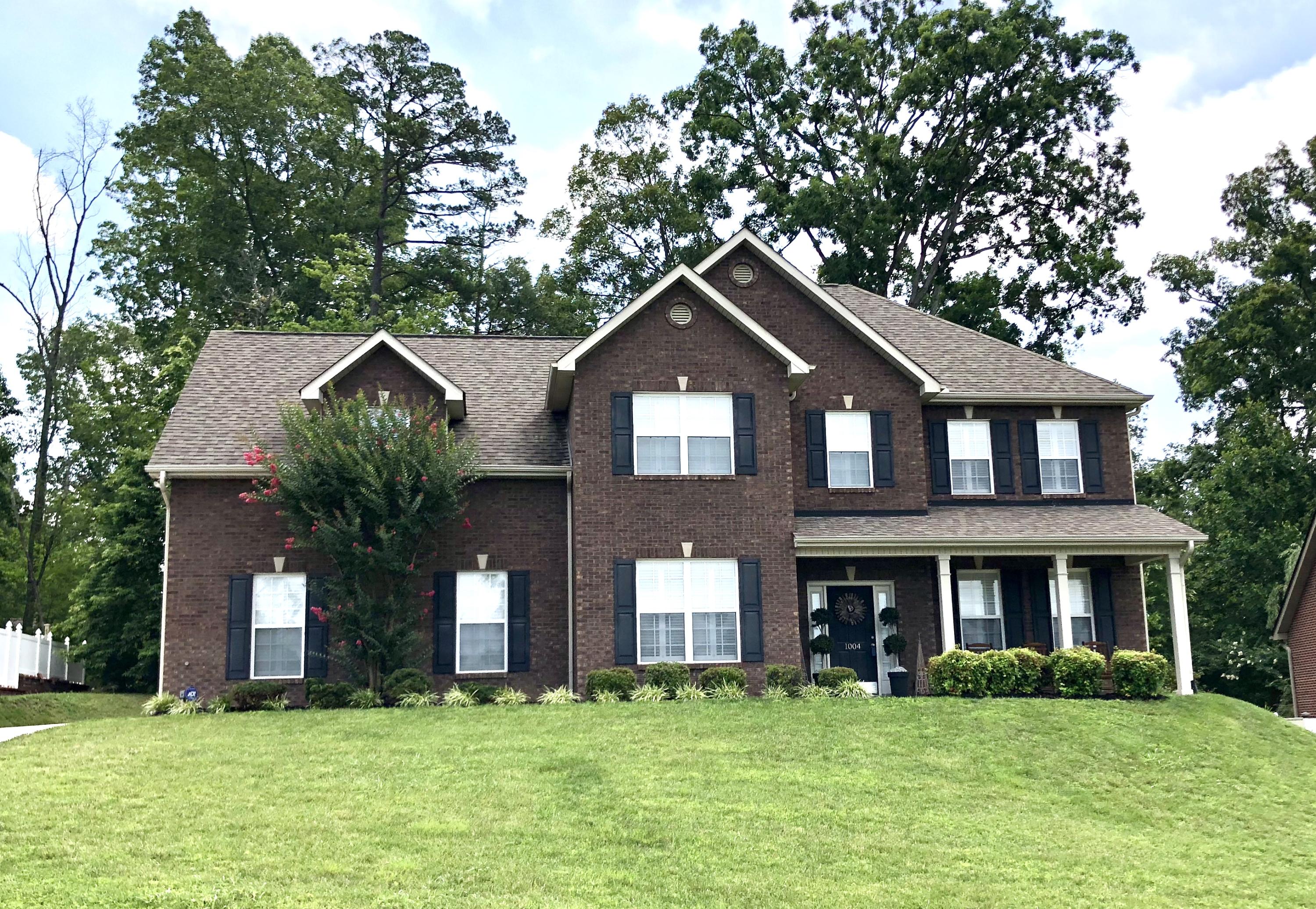 1004 Crown Ridge Ln, Powell, TN 37849 - Photo 2 of 36 Photo Jun 26, 11 25 10 AM