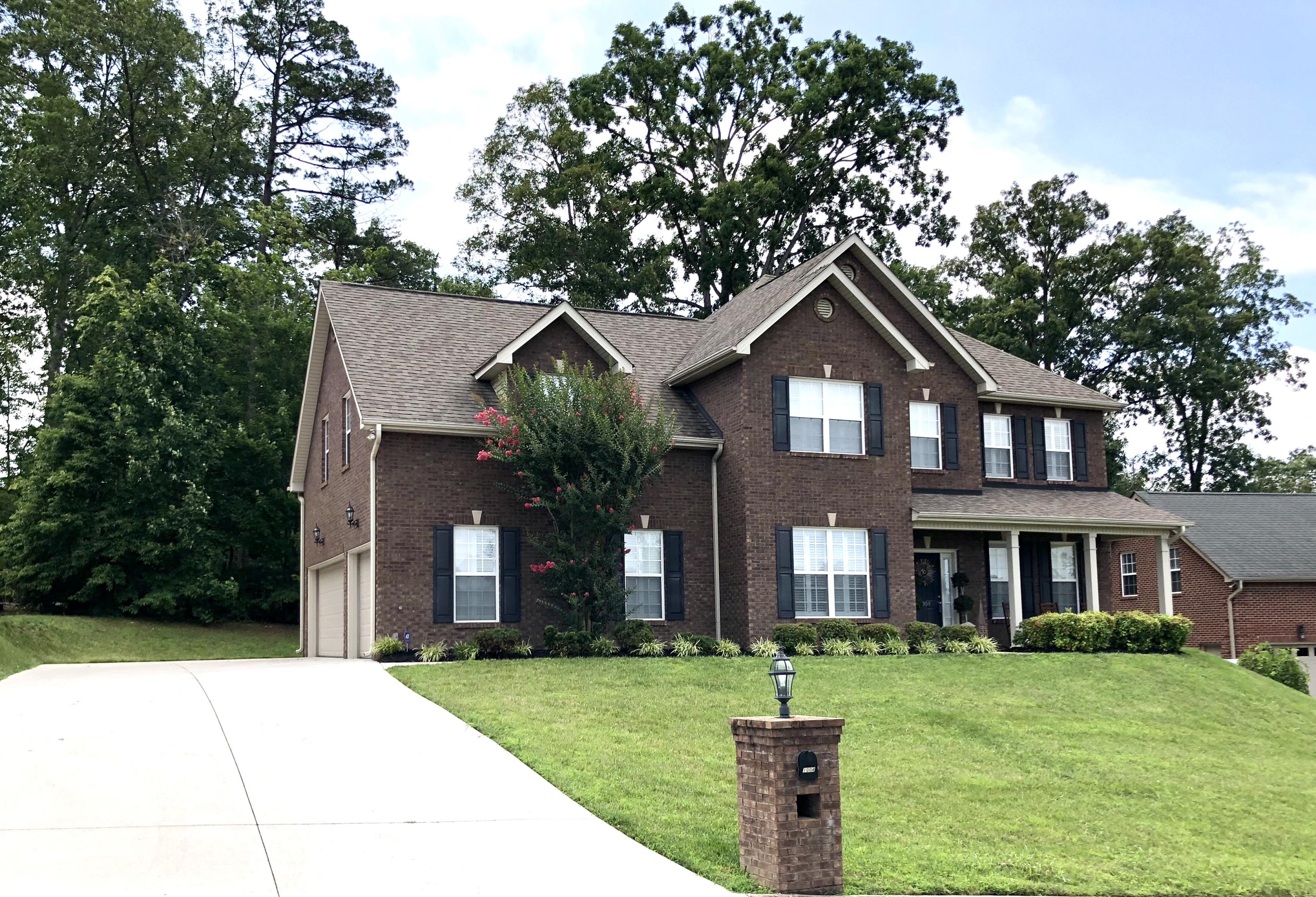 1004 Crown Ridge Ln, Powell, TN 37849 - Photo 34 of 36 Photo Jun 26, 11 25 27 AM