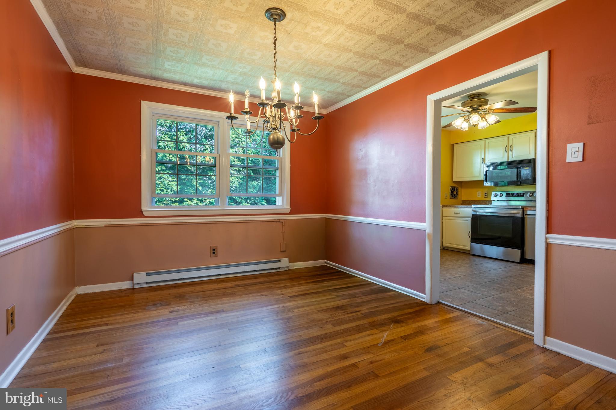 101 Mill Road Oreland, PA 19075 - Photo 10 of 39 Dining Room