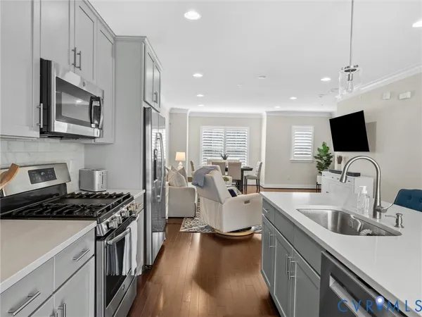 $549,900 | 5408 Libbie Mill W Boulevard, Richmond, VA 23230