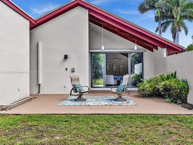 $2,350,000 | 13494 Stirling Road, Southwest Ranches, FL 33330