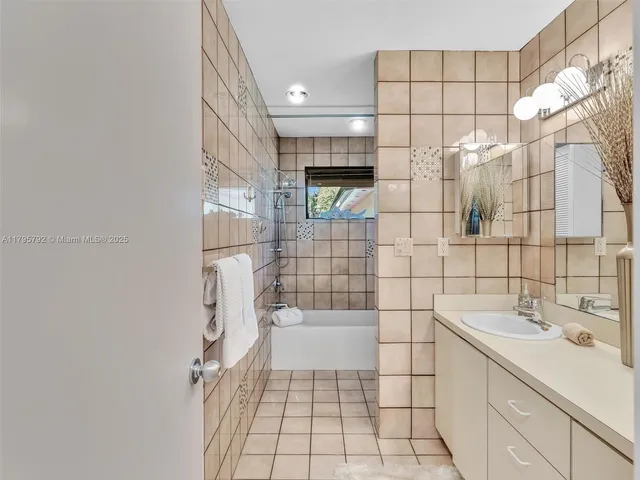 $2,350,000 | 13494 Stirling Road, Southwest Ranches, FL 33330