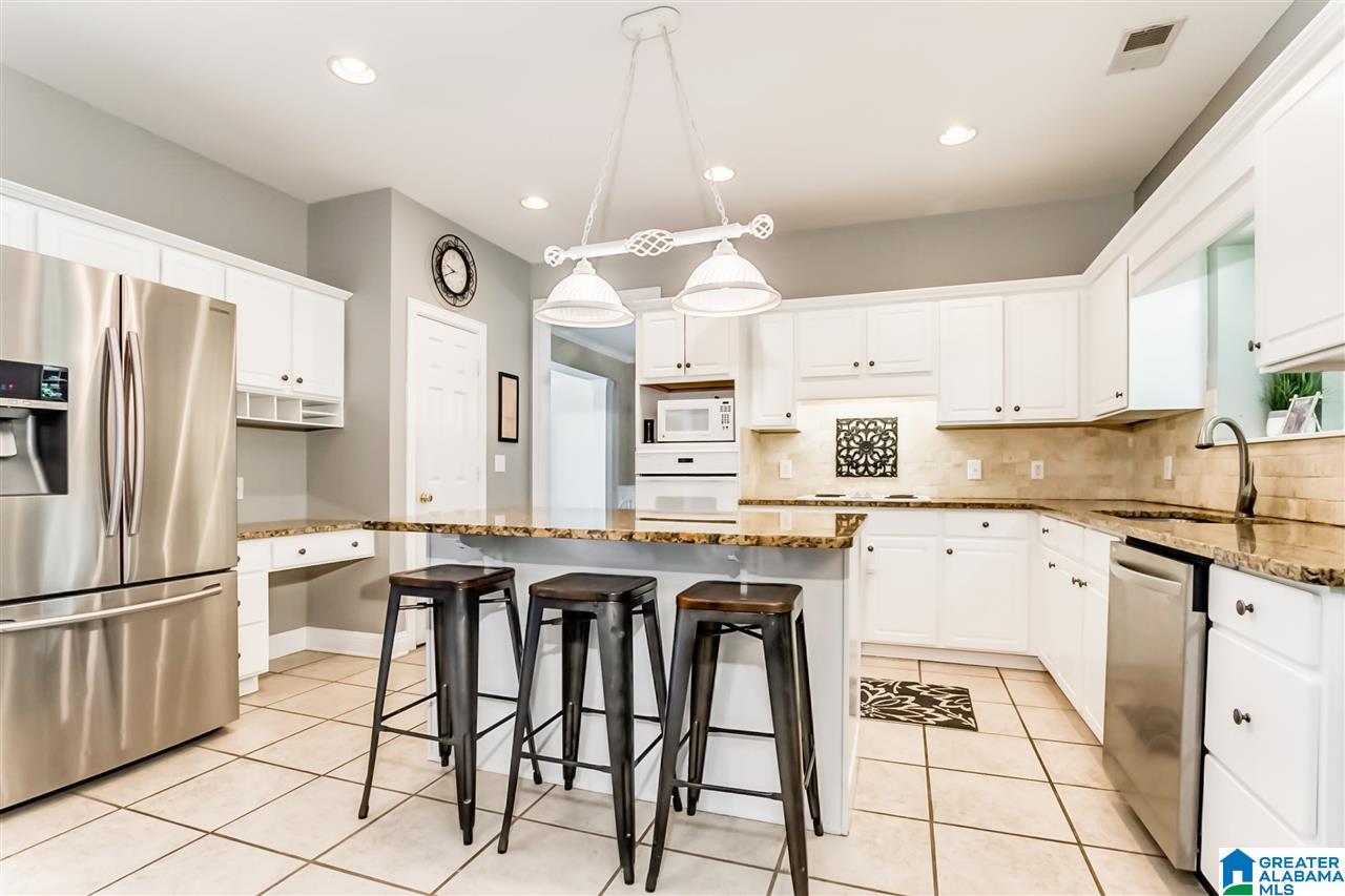 1013 Oak Meadows Road Birmingham, AL 35242 - Photo 19 of 41