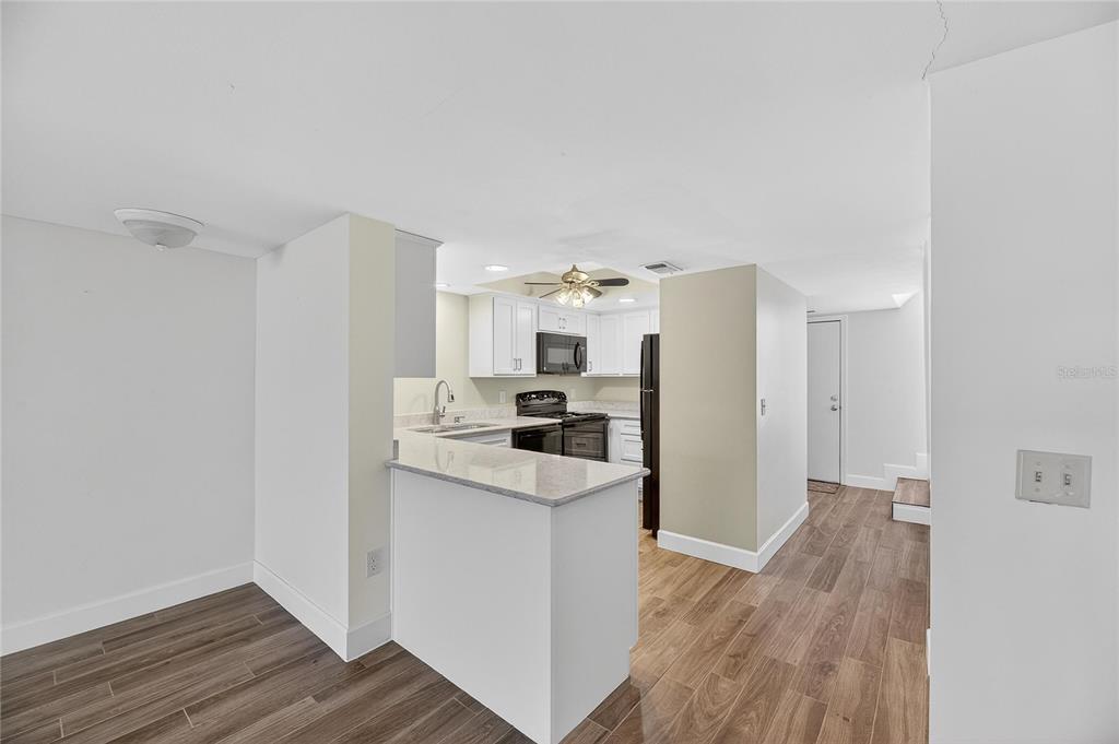 1028 Apollo Beach Boulevard, Unit 23 Apollo Beach, FL 33572 - Photo 12 of 86