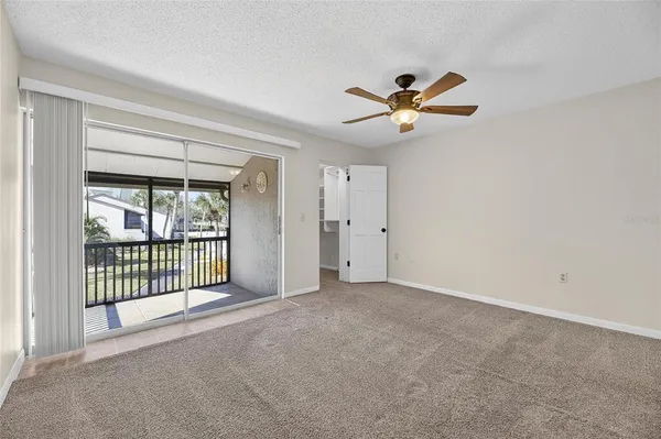 $200,000 | 1028 Apollo Beach Boulevard, Unit 23, Apollo Beach, FL 33572