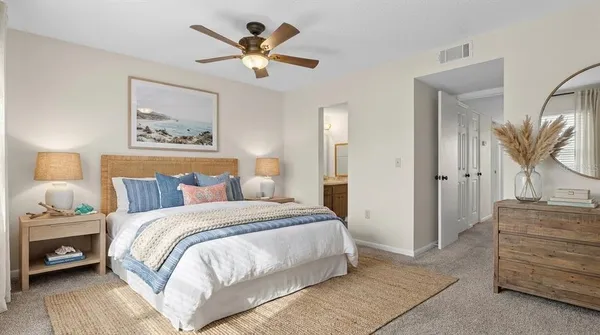 $200,000 | 1028 Apollo Beach Boulevard, Unit 23, Apollo Beach, FL 33572