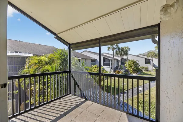 $200,000 | 1028 Apollo Beach Boulevard, Unit 23, Apollo Beach, FL 33572