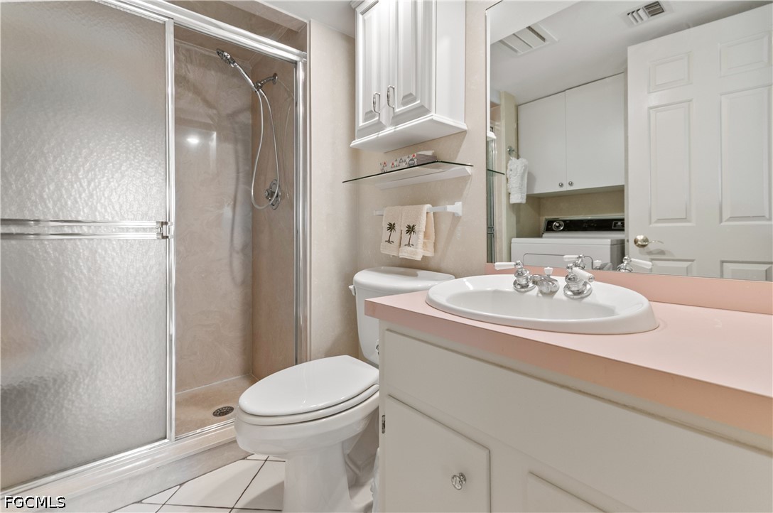 53 High Point Circle West, Unit 204 Naples, FL 34103 - Photo 21 of 50