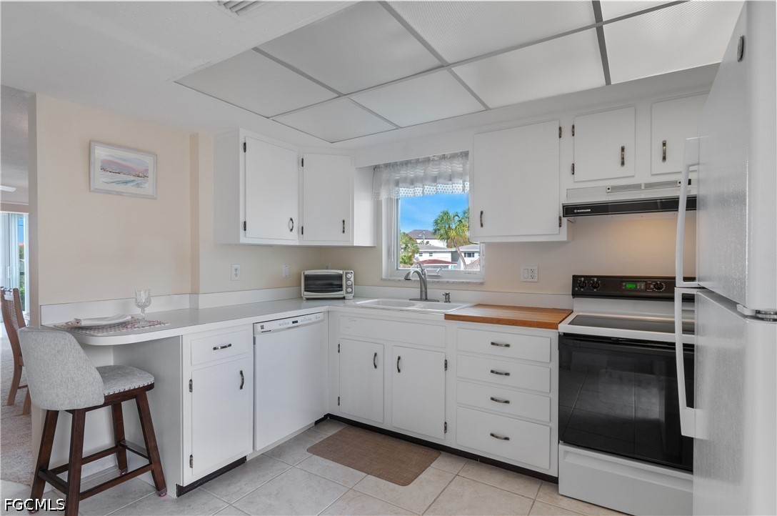 53 High Point Circle West, Unit 204 Naples, FL 34103 - Photo 4 of 50