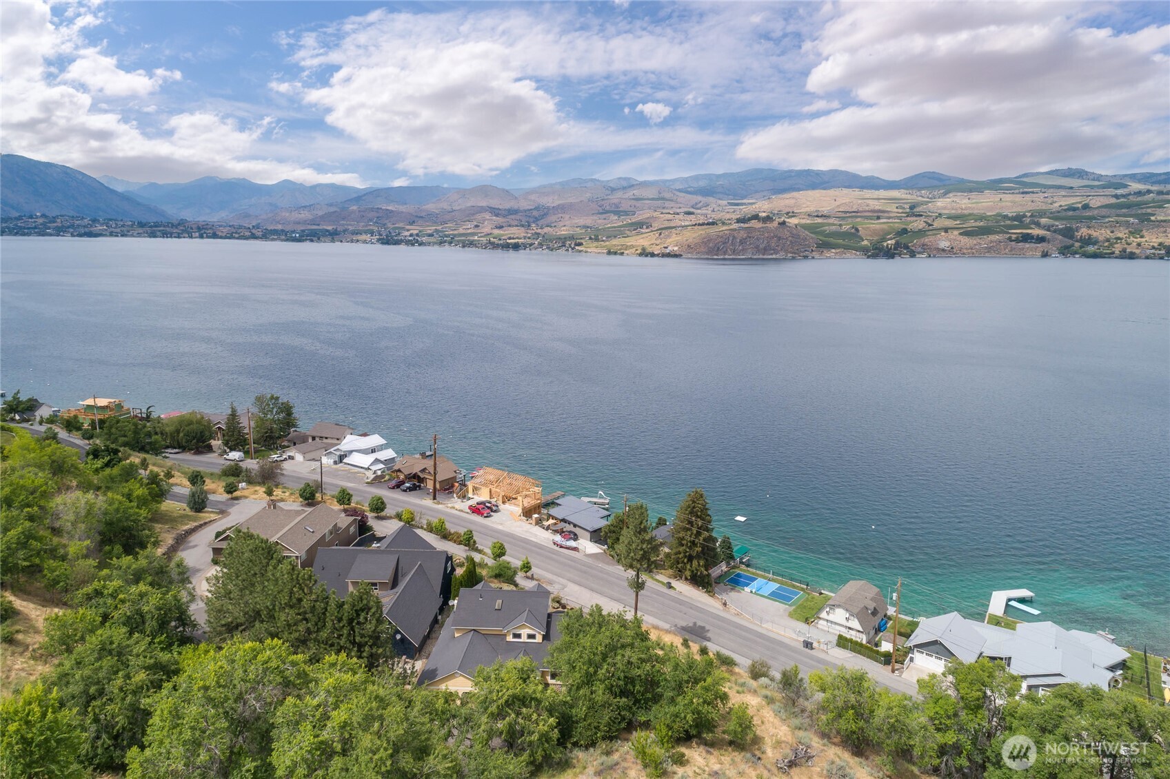 915 South Lakeshore Road Chelan, WA 98816 - Photo 37 of 40