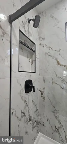 $469,900 | 121 Dickinson Avenue, Hamilton, NJ 08629