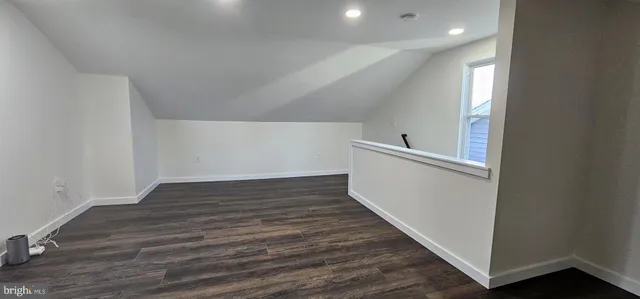 $469,900 | 121 Dickinson Avenue, Hamilton, NJ 08629