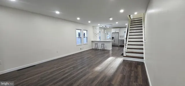 $469,900 | 121 Dickinson Avenue, Hamilton, NJ 08629