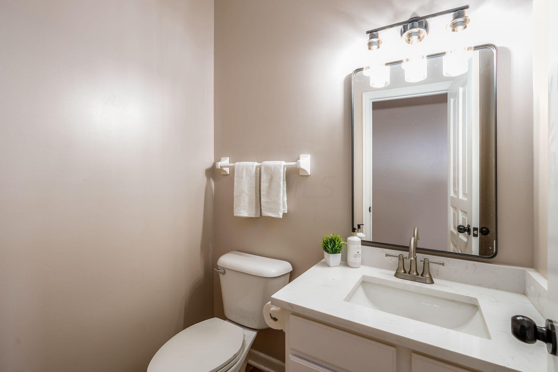 2912 Nantucket Lewis Center, OH 43035 - Photo 13 of 32 Half Bath
