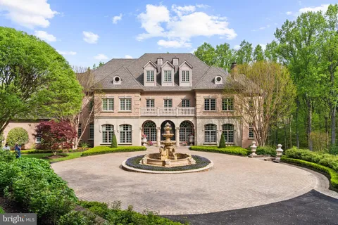 $11,250,000 | 9112-9120 Mine Run Drive, Great Falls, VA 22066