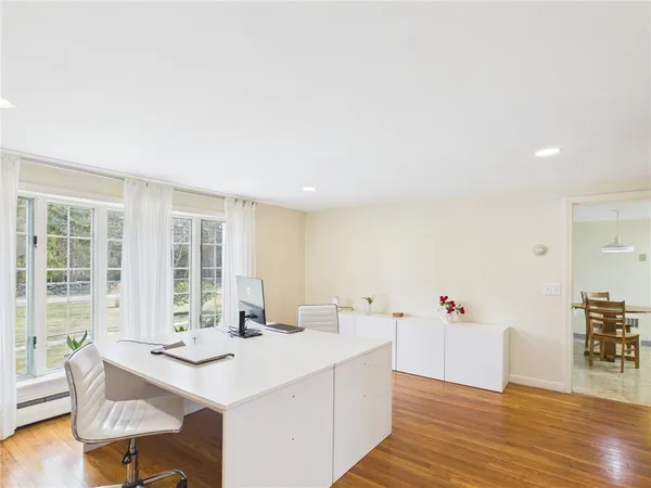 $4,500 | 449 Love Lane, Warwick, RI 02886