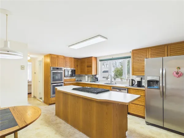 $4,500 | 449 Love Lane, Warwick, RI 02886