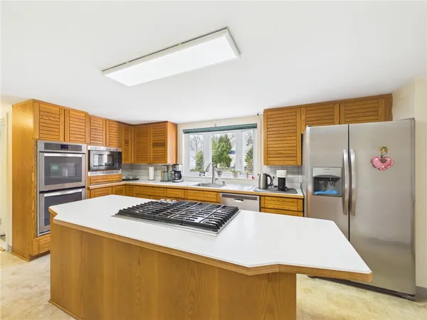 $4,500 | 449 Love Lane, Warwick, RI 02886