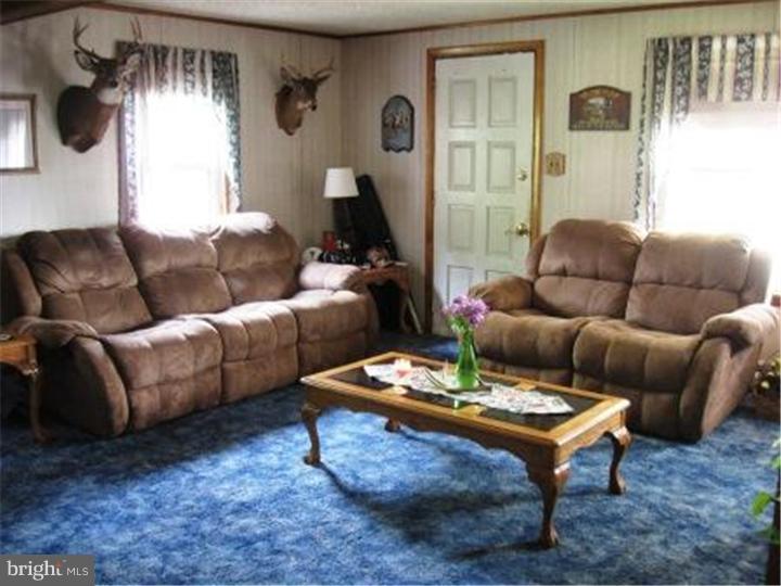 814 Delanco Road Edgewater Park, NJ 08010 - Photo 3 of 13 Living Room