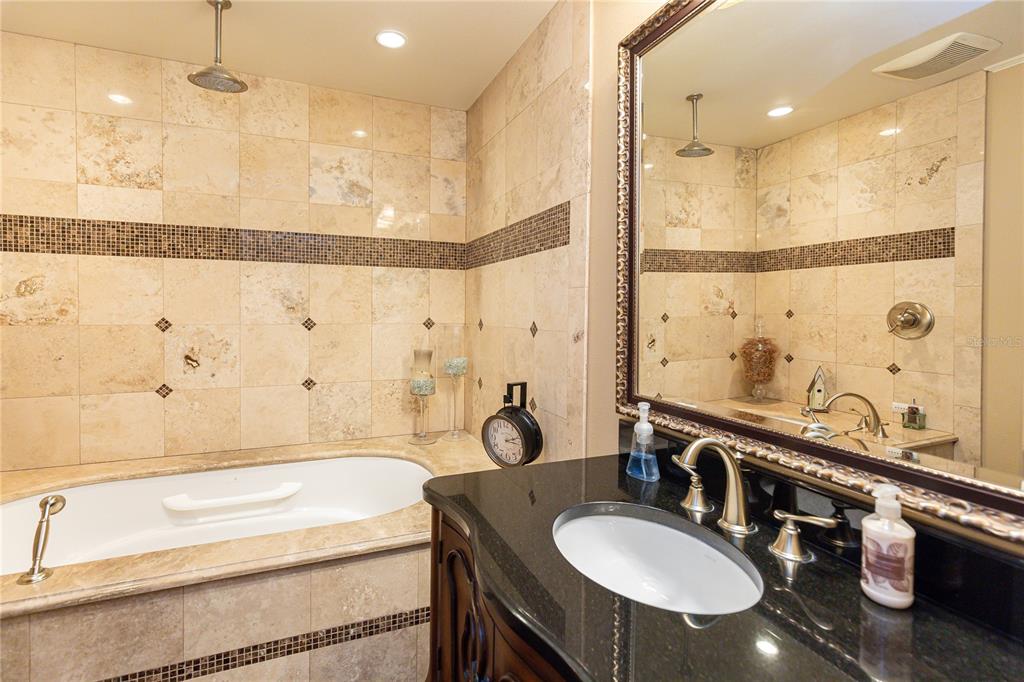 95 Spring Wood Trail Altamonte Springs, FL 32714 - Photo 50 of 61 Bathroom with Jacuzzi Tub
