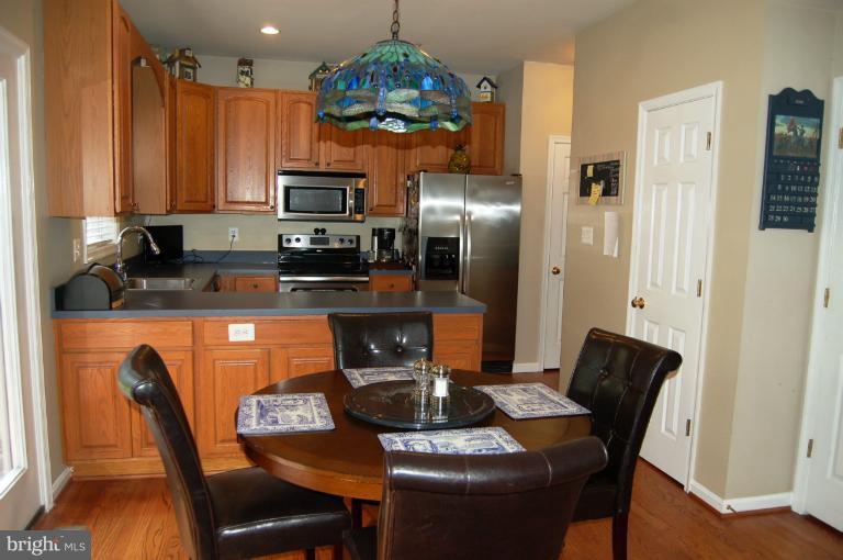 3885 Dumfries Road Catlett, VA 20119 - Photo 10 of 29 Kitchen with New SS Appliances