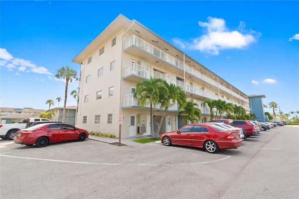 $148,000 | 5800 Margate Boulevard, Unit 3463, Margate, FL 33063