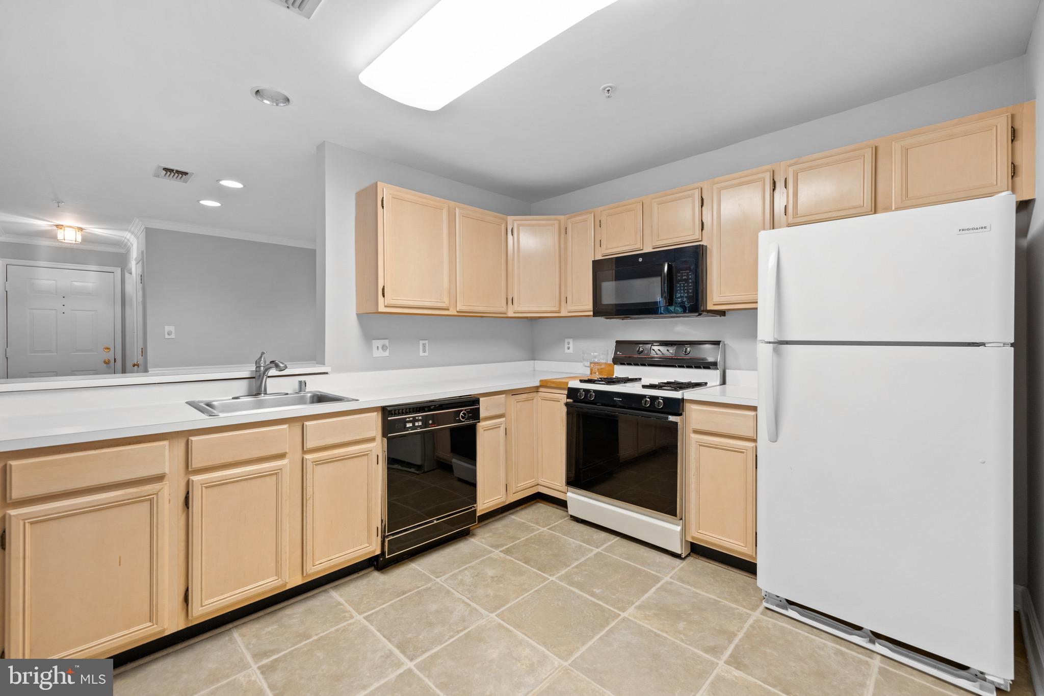 2320 Falls Gable Lane, Unit L Baltimore, MD 21209 - Photo 17 of 33