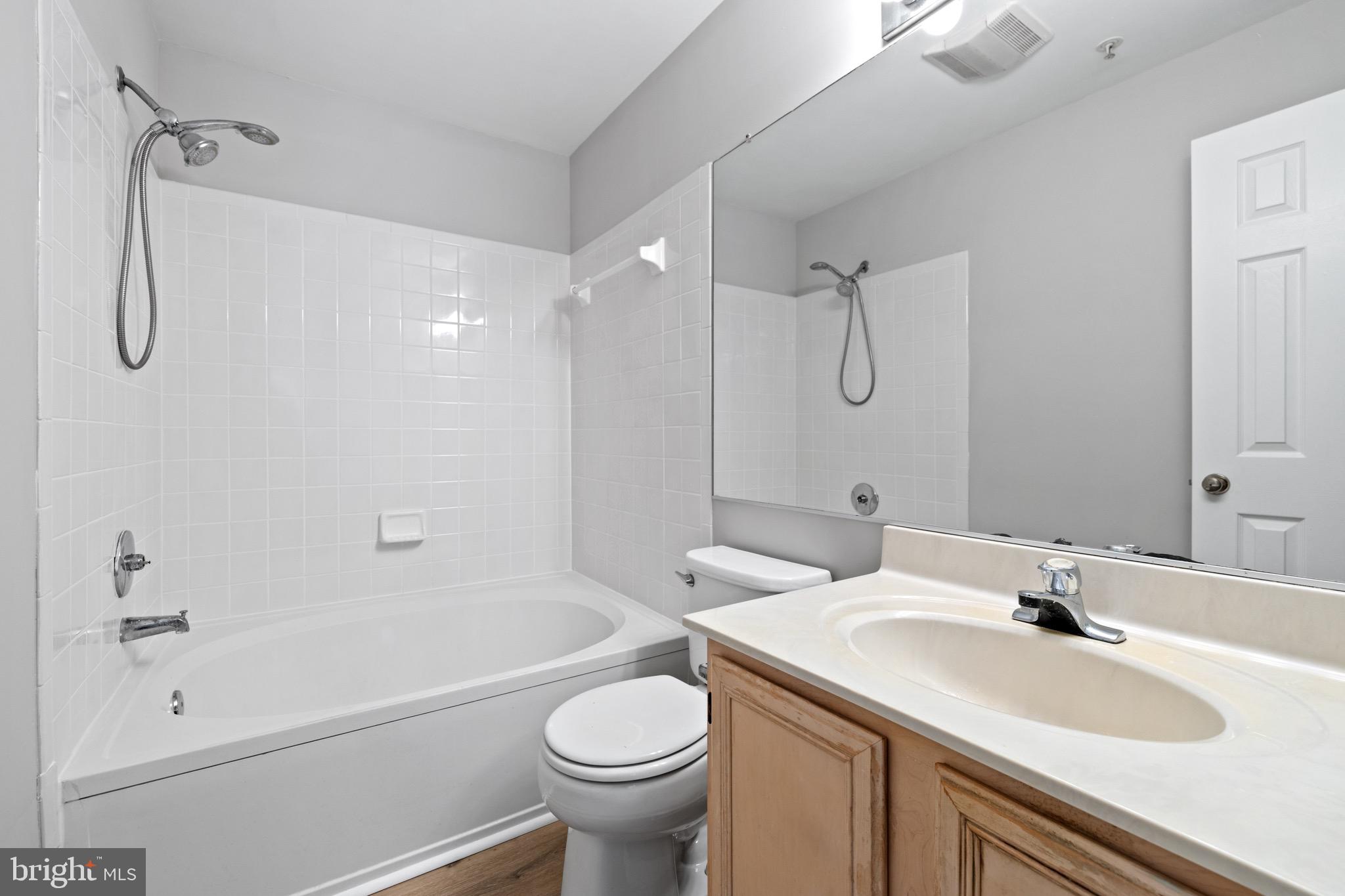 2320 Falls Gable Lane, Unit L Baltimore, MD 21209 - Photo 23 of 33