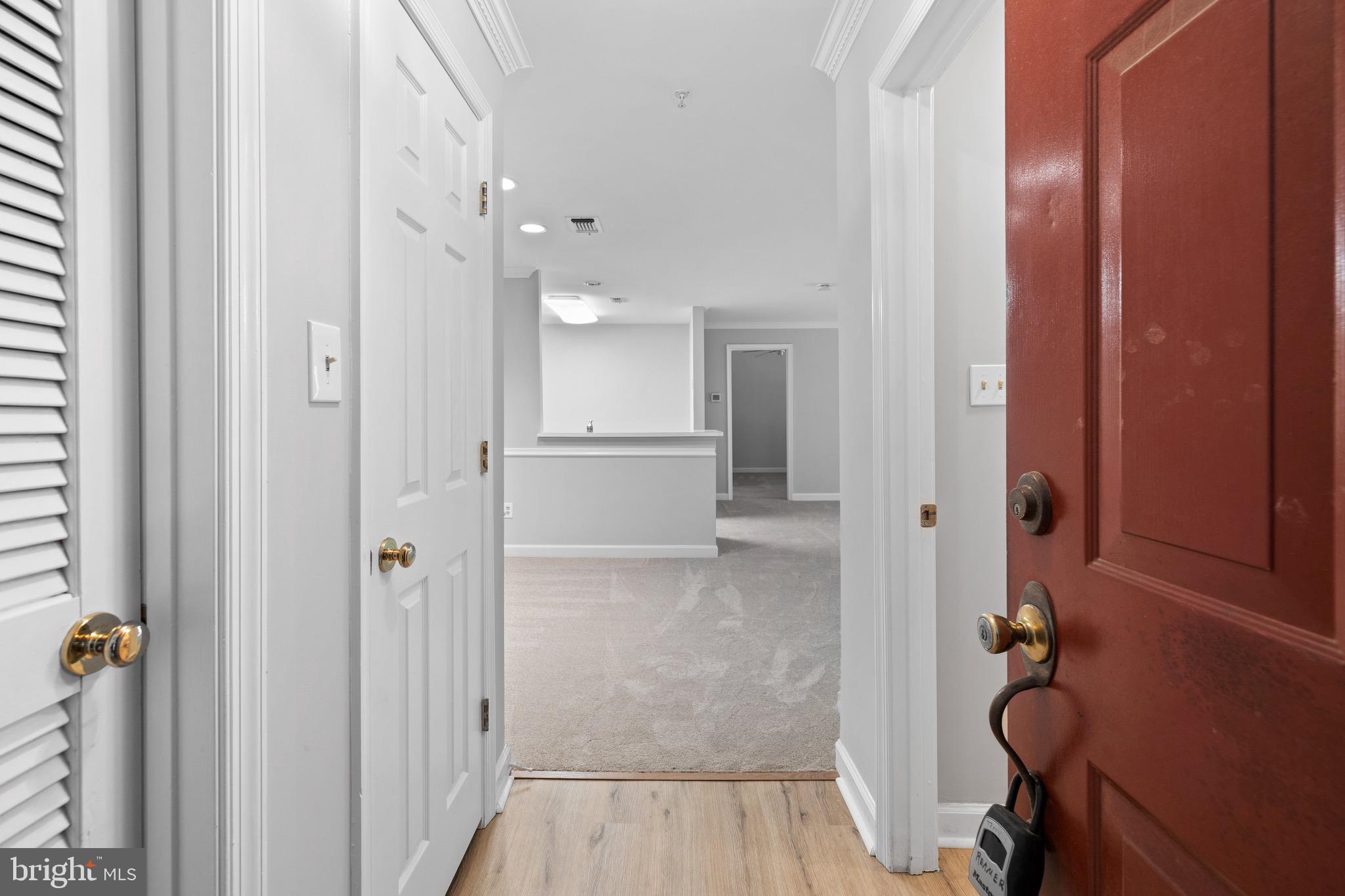 2320 Falls Gable Lane, Unit L Baltimore, MD 21209 - Photo 6 of 33