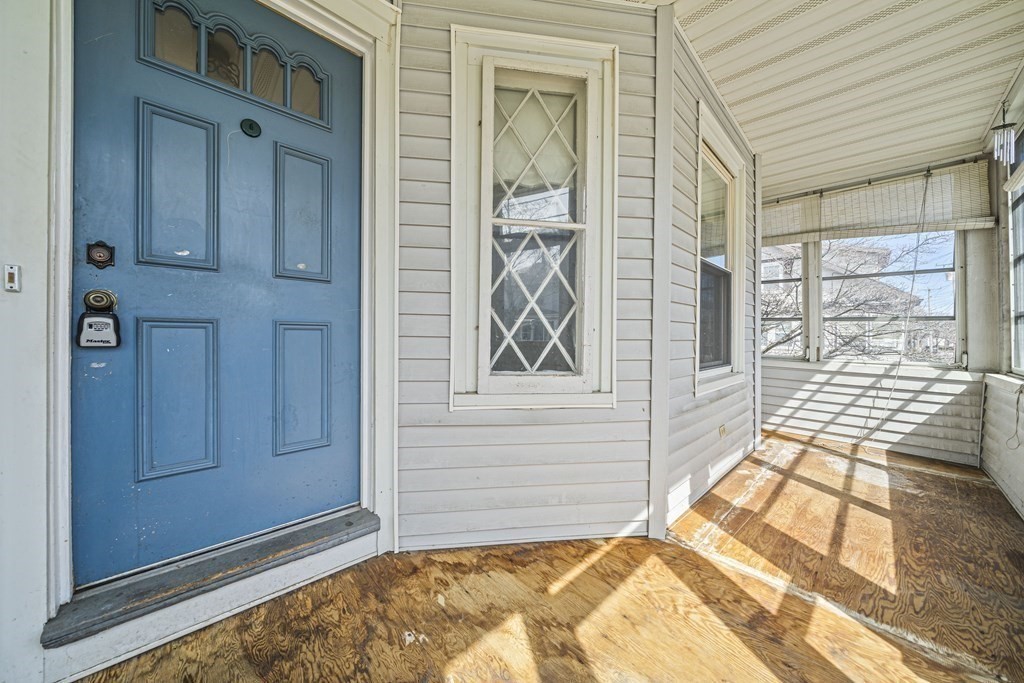 72 Colby Road Quincy, MA 02171 - Photo 8 of 32 Gallery Image 8