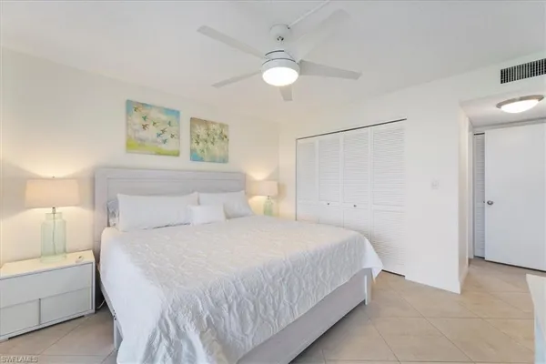 $530,000 | 601 Seaview Court, Unit C103, Marco Island, FL 34145