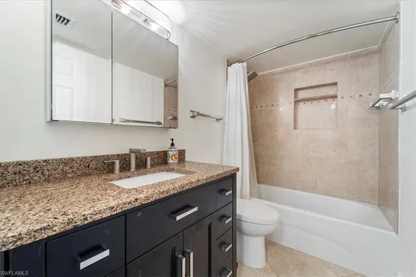 $530,000 | 601 Seaview Court, Unit C103, Marco Island, FL 34145