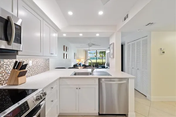 $530,000 | 601 Seaview Court, Unit C103, Marco Island, FL 34145