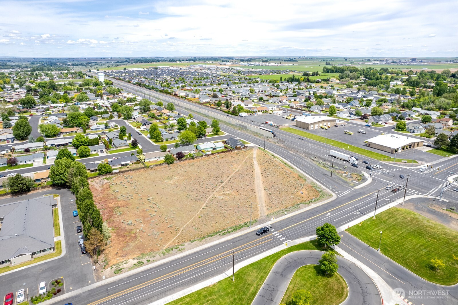 0 Nelson Moses Lake Moses Lake, WA 98837 - Photo 15 of 24 a view of a city from a terrace