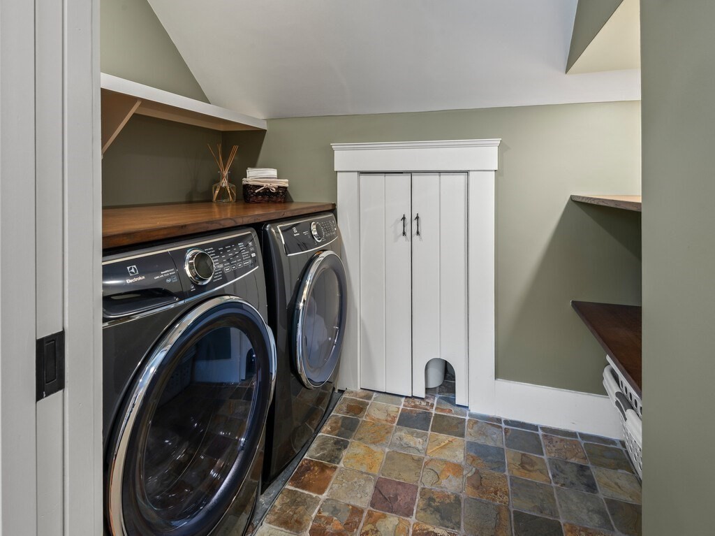 49 Greene Road Princeton, MA 01541 - Photo 33 of 42 a view of bathroom