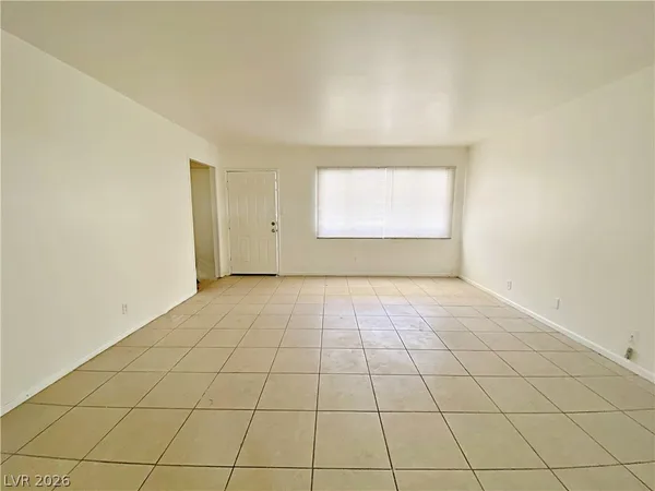 $1,040 | 1904 Rexford Drive, Unit 2, Las Vegas, NV 89104