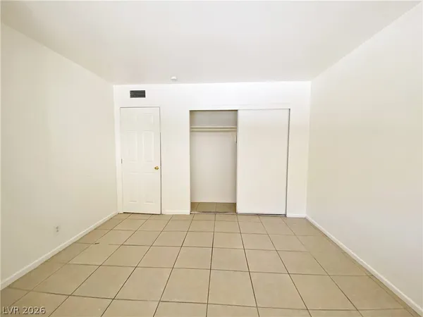 $1,040 | 1904 Rexford Drive, Unit 2, Las Vegas, NV 89104