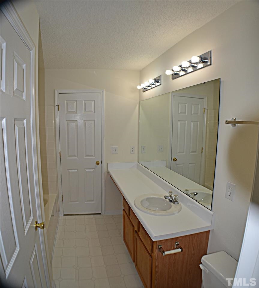 3304 Marcony Way Raleigh, NC 27610 - Photo 11 of 19 Gallery Image 11