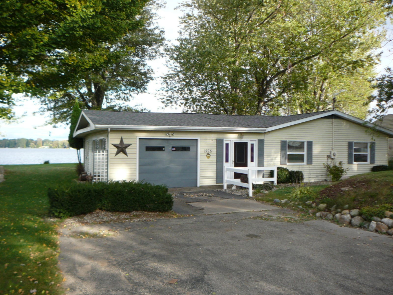 906 West Shore Road Bronson, MI 49028 - Photo 35 of 36 P1200979