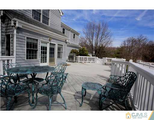 9 Benedek Road Princeton, NJ 08540 - Photo 4 of 23 Gallery Image 4