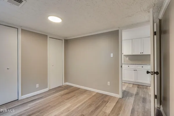 $214,000 | 1131 Berry Road, Elizabethton, TN 37643