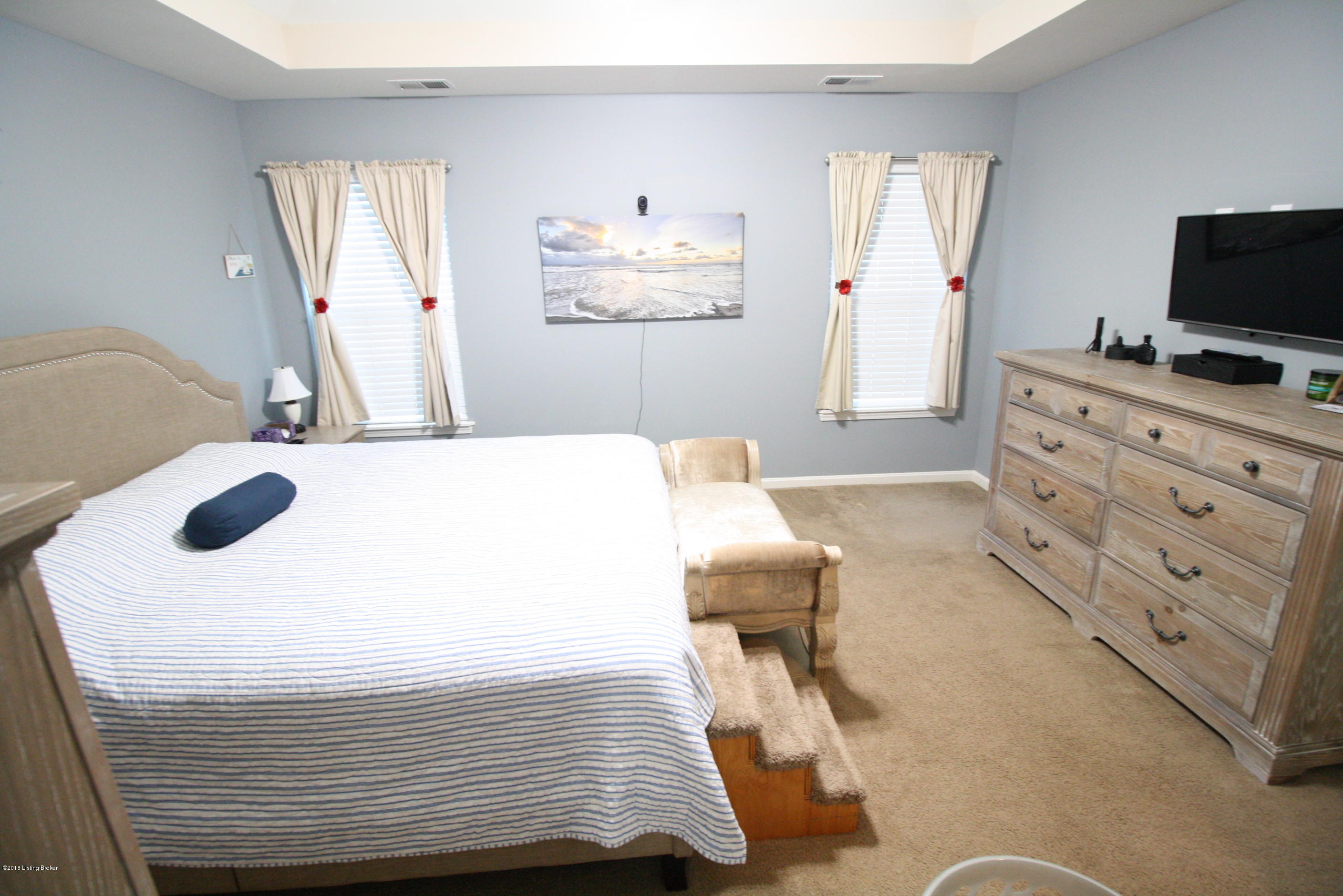 6624 Renate Road, Unit 53 Louisville, KY 40291 - Photo 17 of 32 Master Bedroom