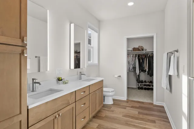 $525,000 | 372 Vintage Drive, Sheboygan Falls, WI 53085