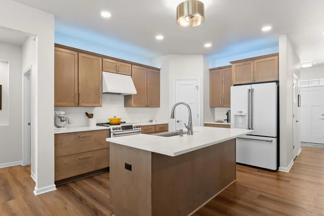 $525,000 | 372 Vintage Drive, Sheboygan Falls, WI 53085