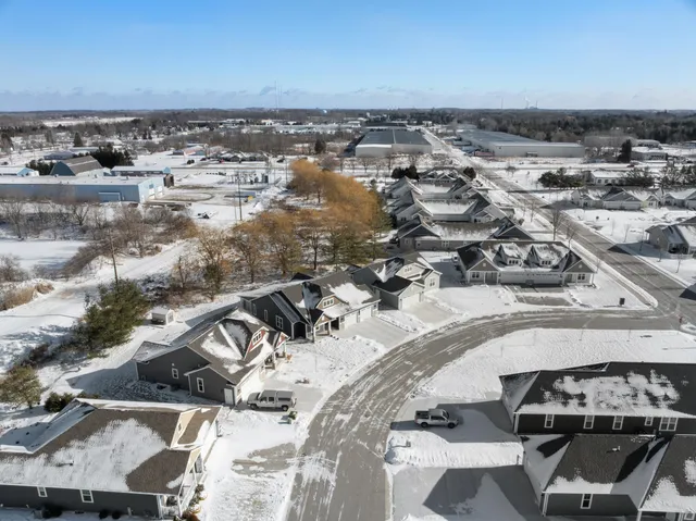 $525,000 | 372 Vintage Drive, Sheboygan Falls, WI 53085