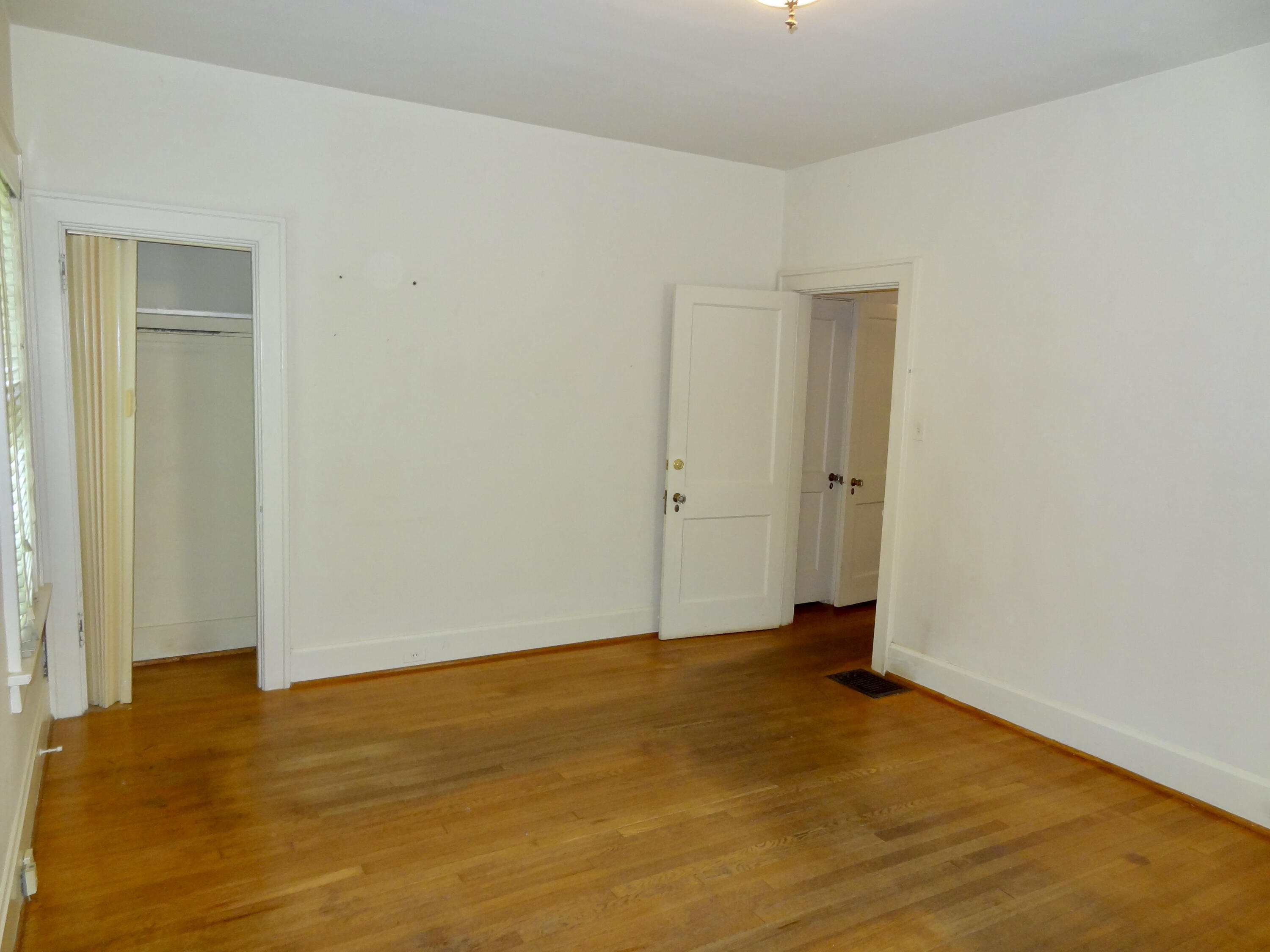 225-227 Sycamore Road Lexington, KY 40502 - Photo 25 of 80 FBB0DBCA-28A9-41C8-B35E-A4CD0E241323_1_2