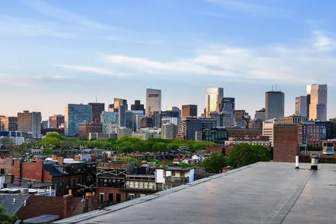 $1,100,000 | 1395 Washington Street, Unit PH606, Boston, MA 02118