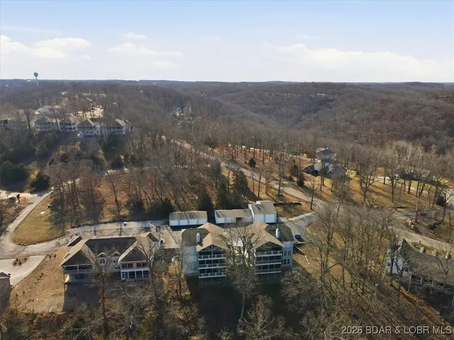 $289,900 | 928 Buckingham Drive, Unit 3, Camdenton, MO 65020