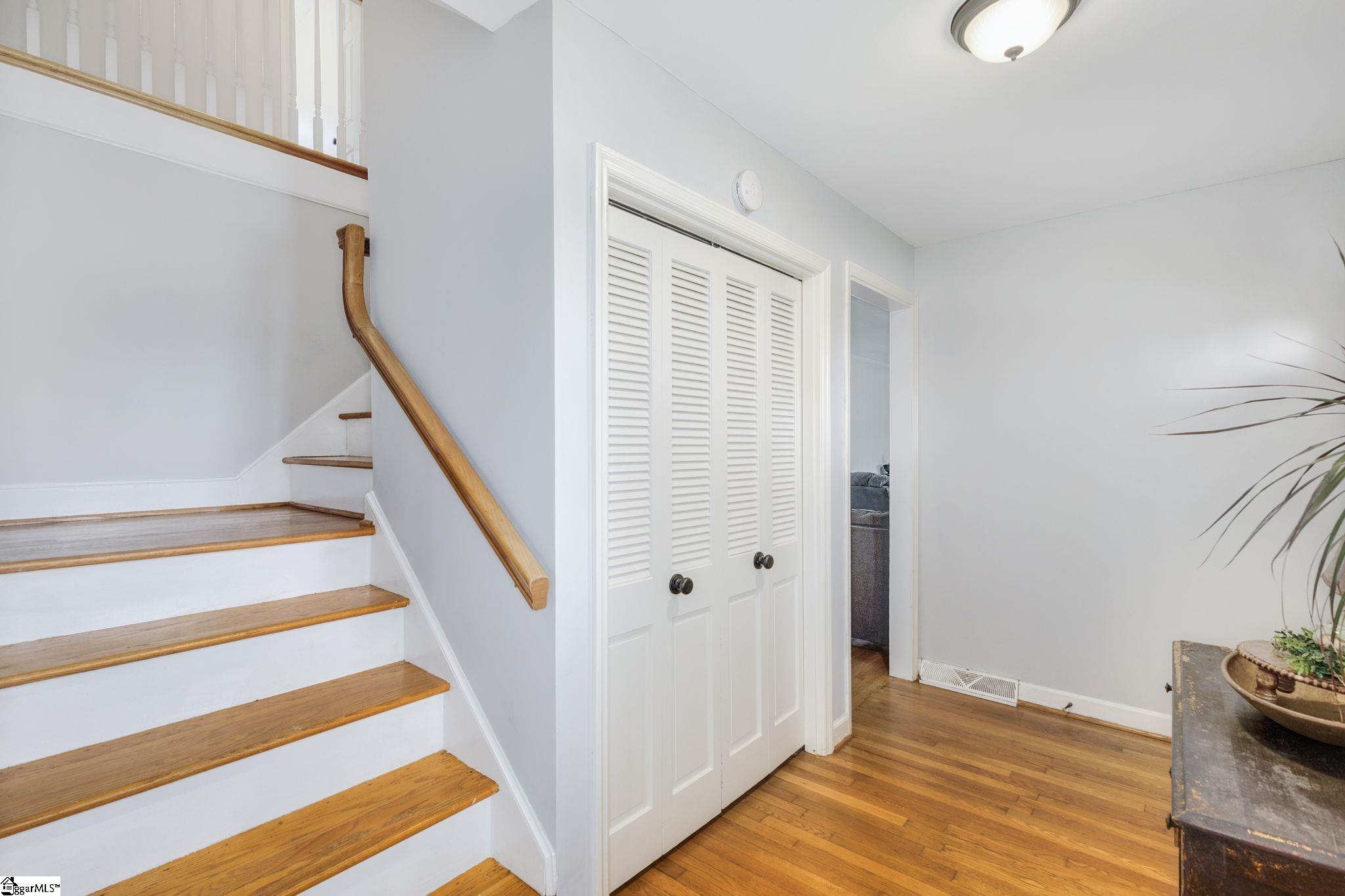 107 Laurel Road Greer, SC 29651 - Photo 5 of 29