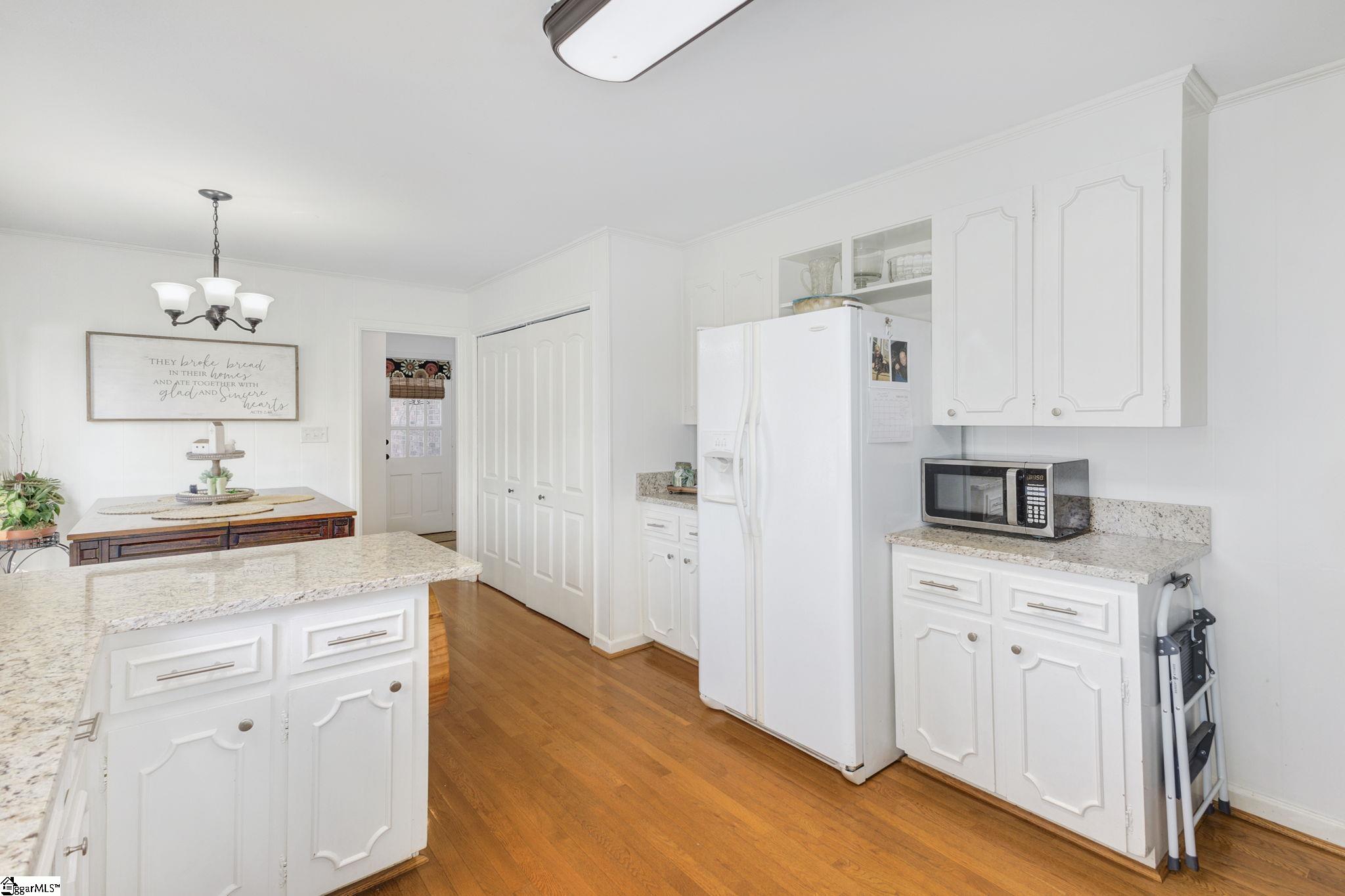 107 Laurel Road Greer, SC 29651 - Photo 9 of 29